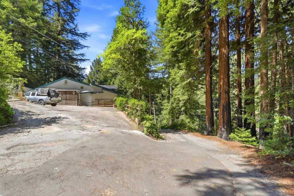 135 Oak Street Brookdale, CA 95007