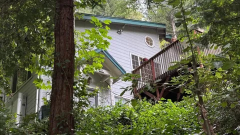 135 Oak Street