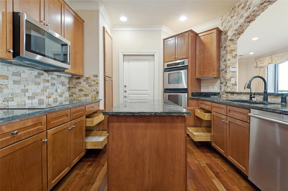 330 Las Colinas Boulevard E #1614 Irving, TX 75039