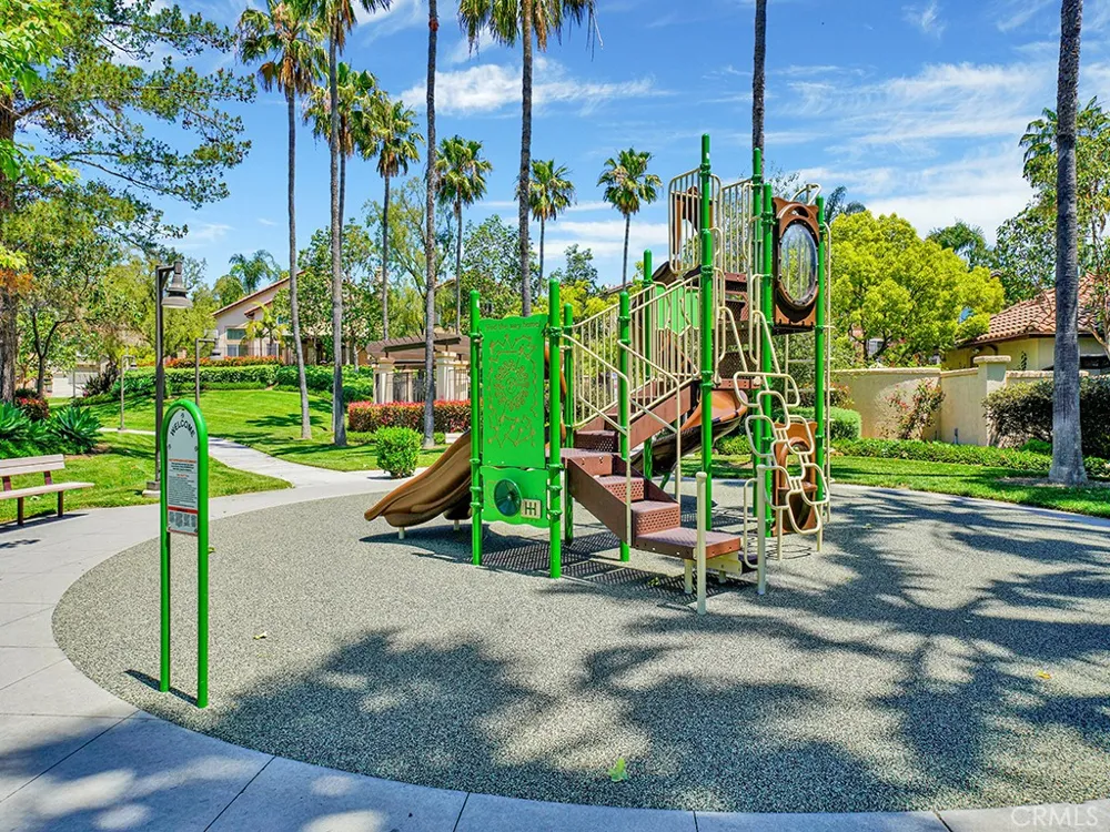 2564 NEWMAN AVENUE Tustin, CA 92782