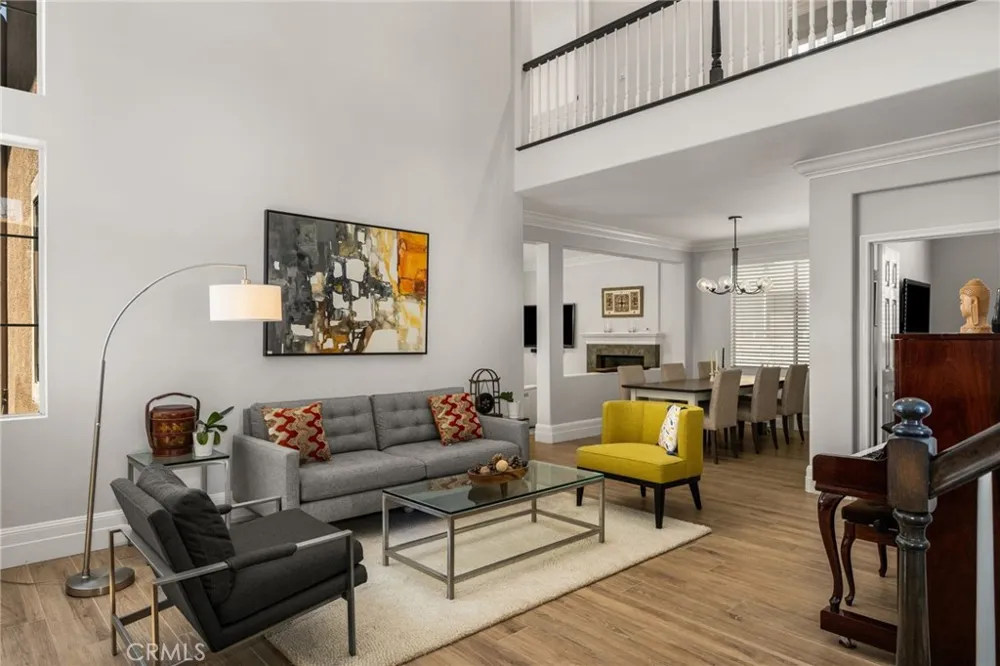 2564 NEWMAN AVENUE Tustin, CA 92782