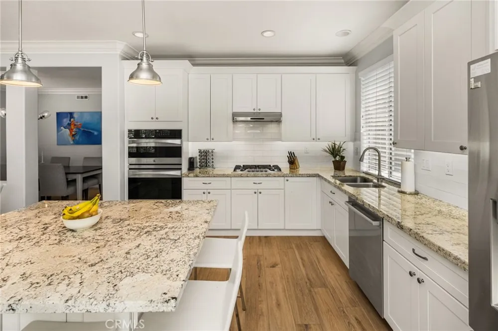 2564 NEWMAN AVENUE Tustin, CA 92782