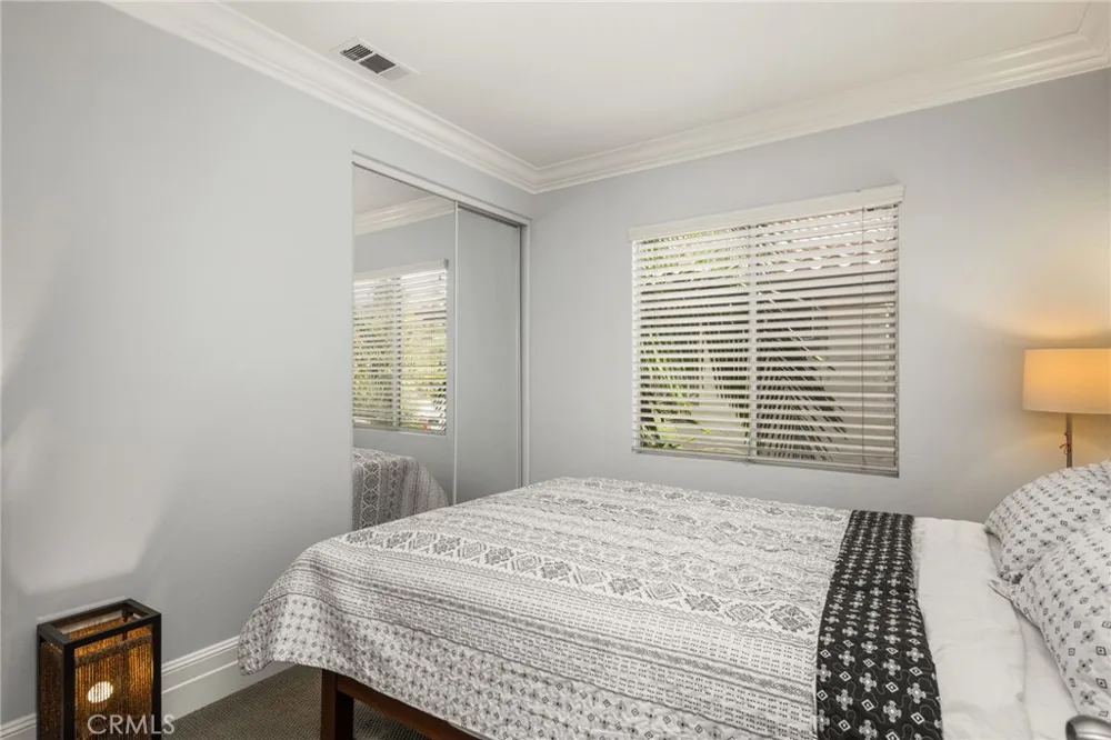 2564 NEWMAN AVENUE Tustin, CA 92782