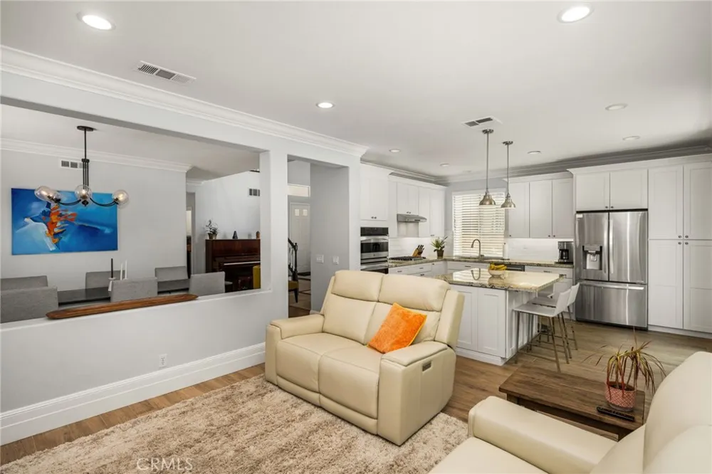 2564 NEWMAN AVENUE Tustin, CA 92782