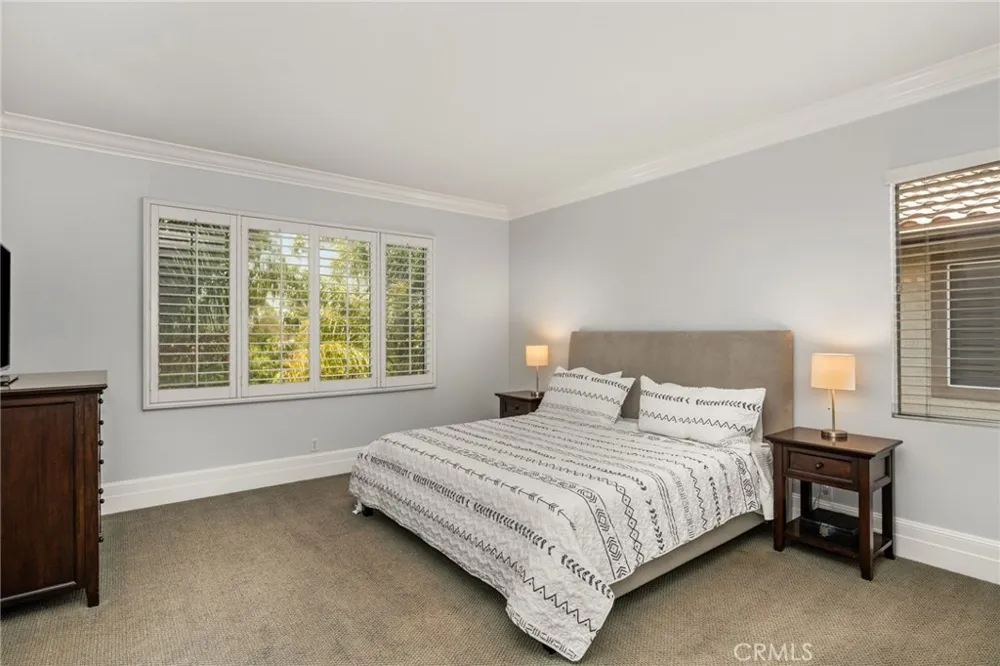 2564 NEWMAN AVENUE Tustin, CA 92782