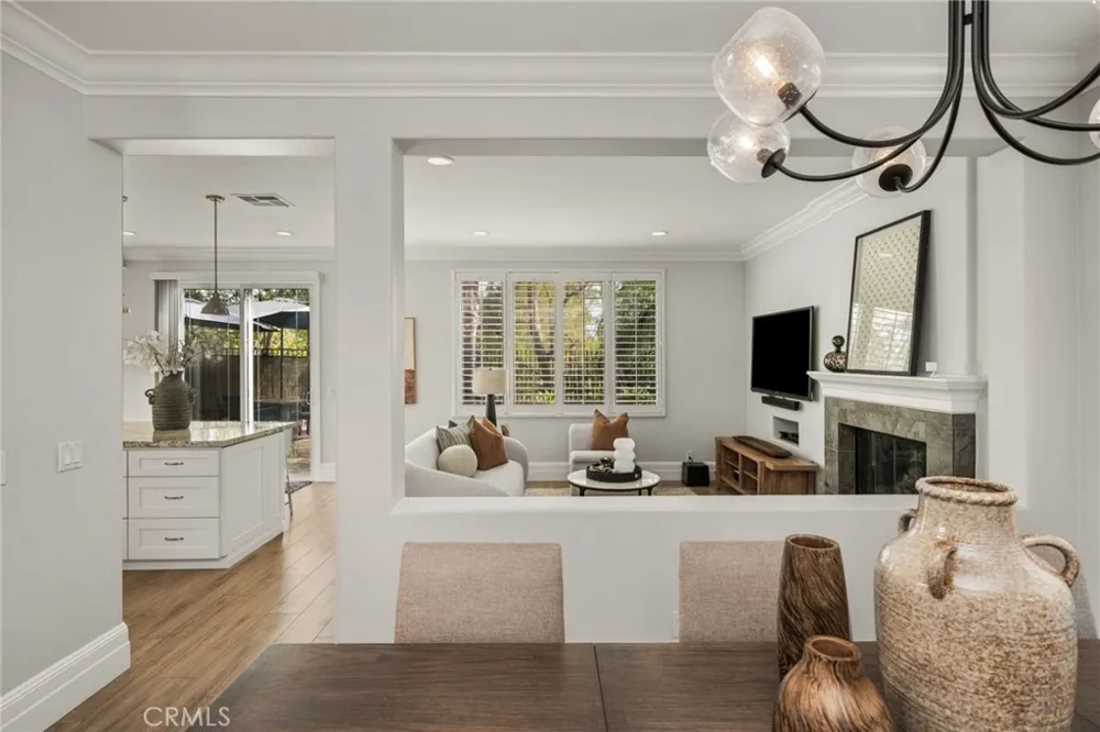 2564 NEWMAN AVENUE Tustin, CA 92782