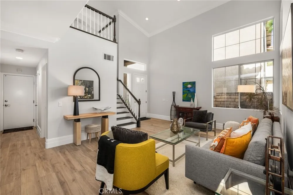 2564 NEWMAN AVENUE Tustin, CA 92782