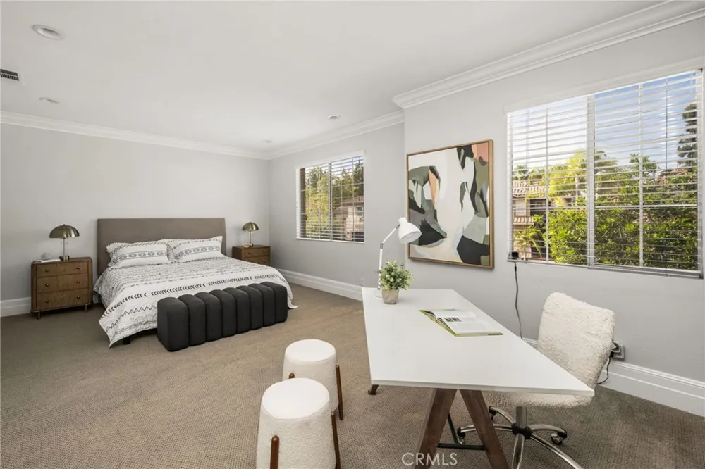 2564 NEWMAN AVENUE Tustin, CA 92782