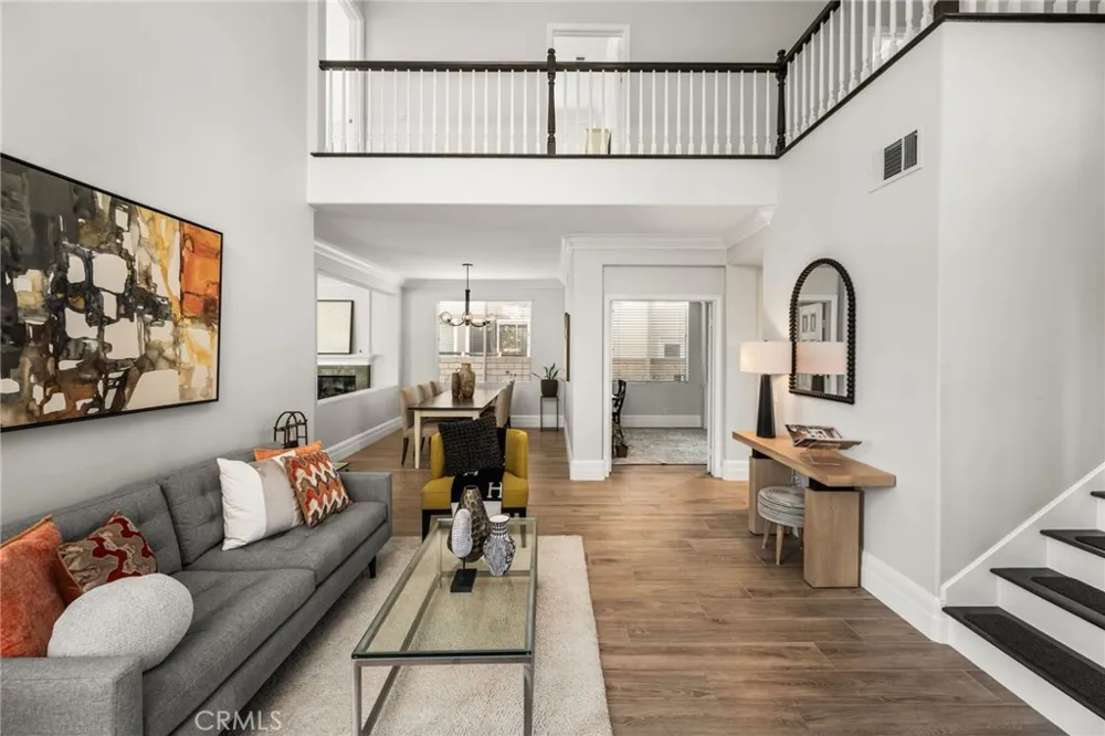 2564 NEWMAN AVENUE Tustin, CA 92782