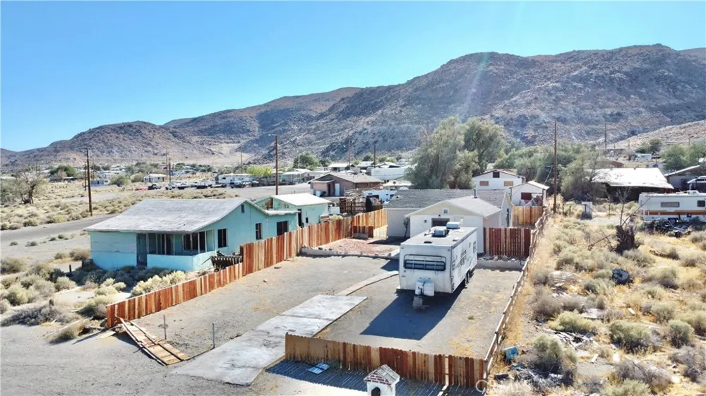 82414 3rd Trona, CA 93562