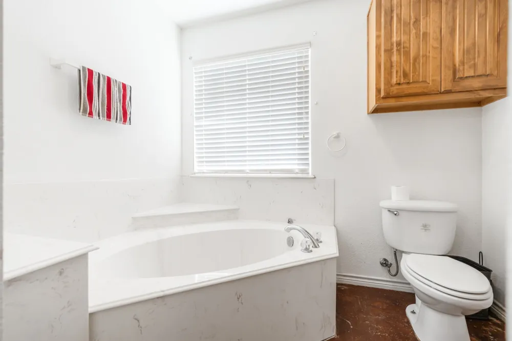 6338 Fm 933 Blum, TX 76627