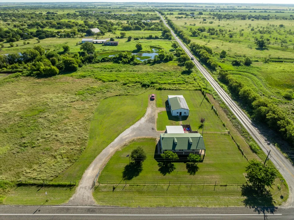 6338 Fm 933 Blum, TX 76627