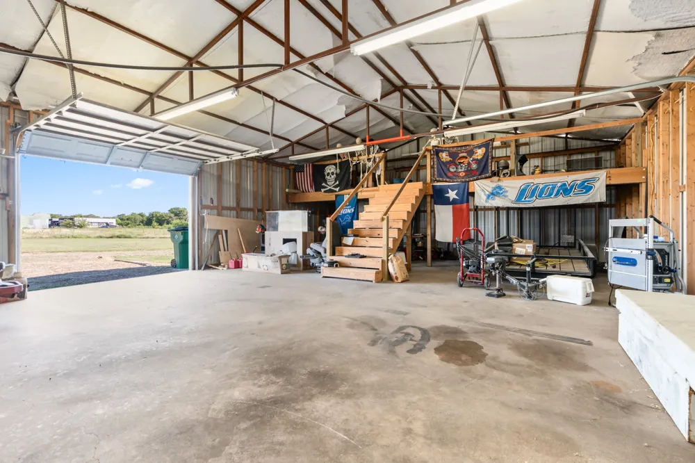 6338 Fm 933 Blum, TX 76627