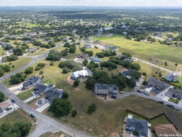 111 Peter Kleid Loop Blanco, TX 78606