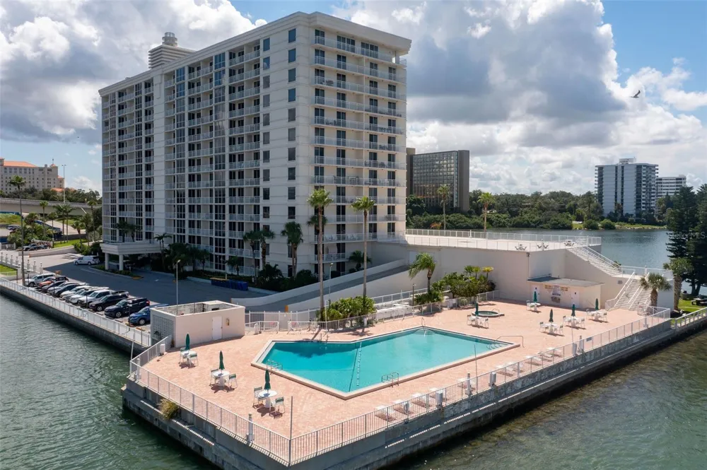 100 PIERCE STREET #307 Clearwater, FL 33756