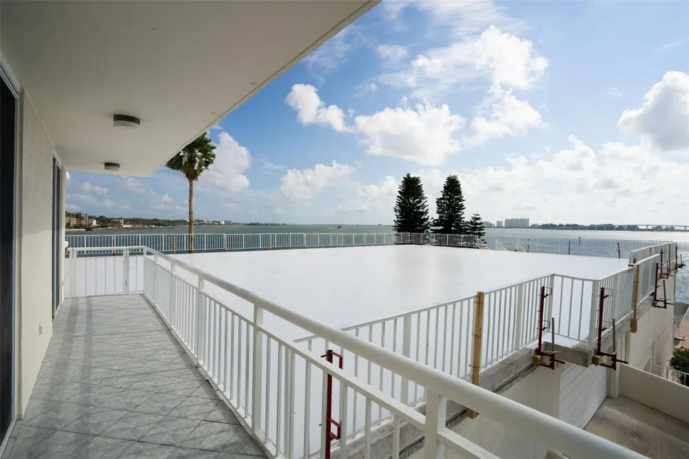 100 PIERCE STREET #307 Clearwater, FL 33756