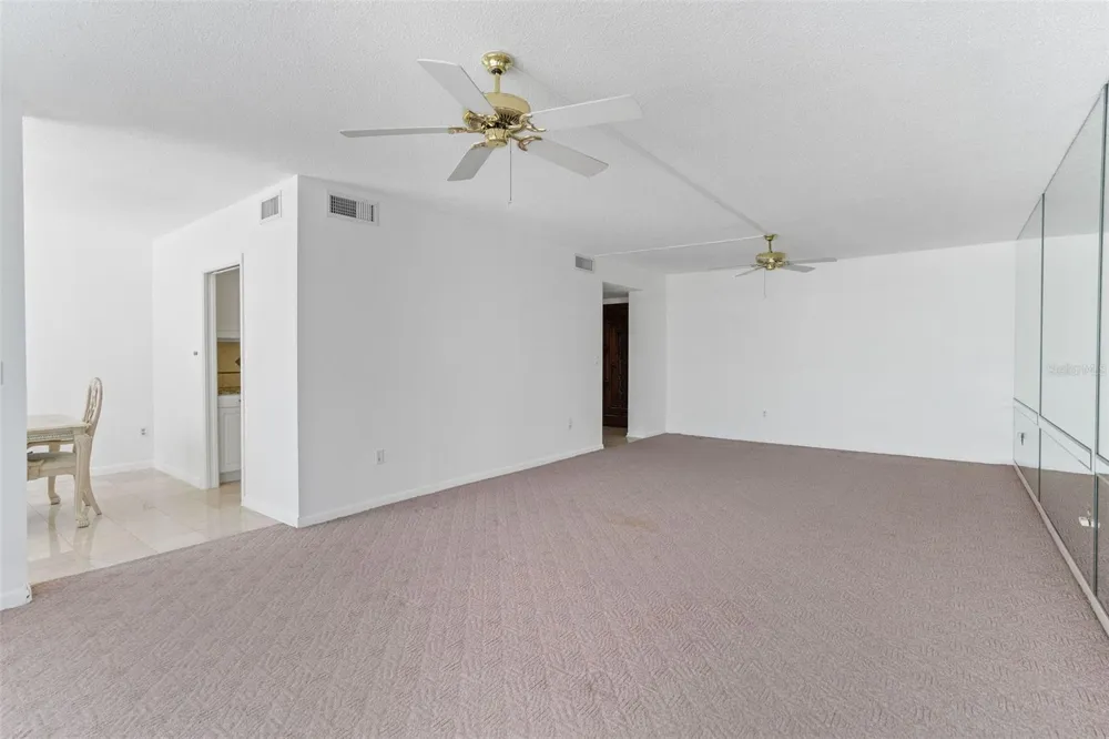 100 PIERCE STREET #307 Clearwater, FL 33756
