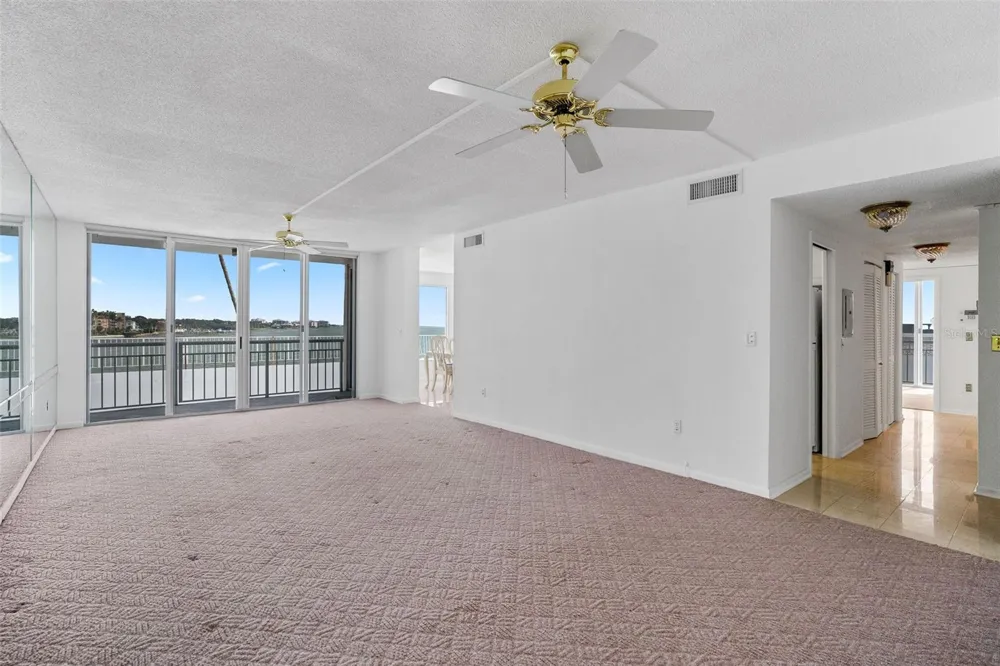 100 PIERCE STREET #307 Clearwater, FL 33756