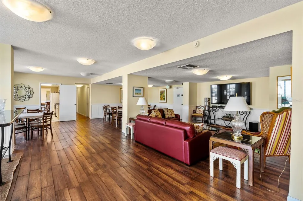 100 PIERCE STREET #307 Clearwater, FL 33756