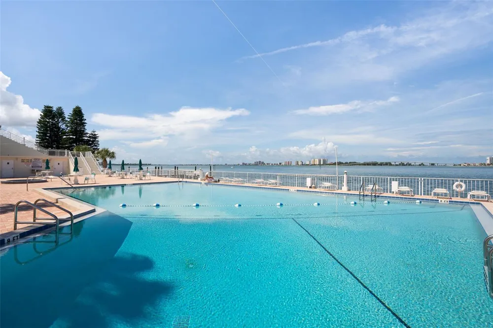 100 PIERCE STREET #307 Clearwater, FL 33756