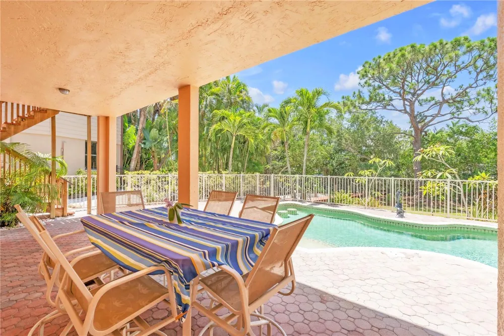 1508 BOWLEES COVE Bradenton, FL 34207