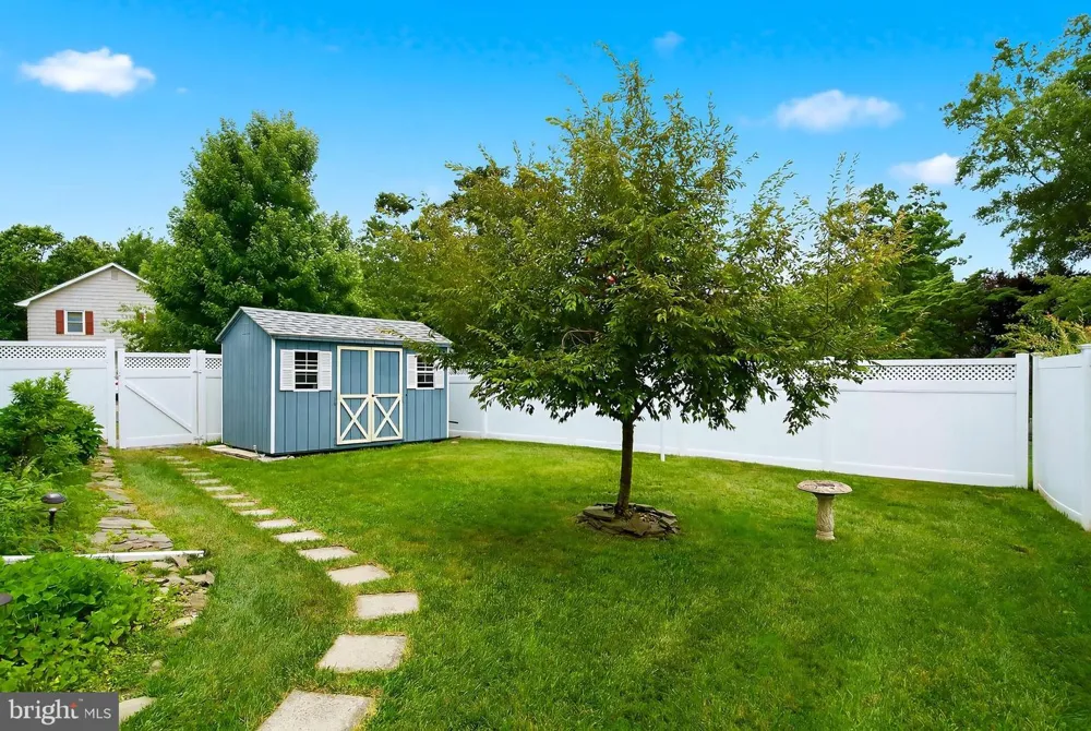 10 GEORGE AVENUE Monroe Township, NJ 08831