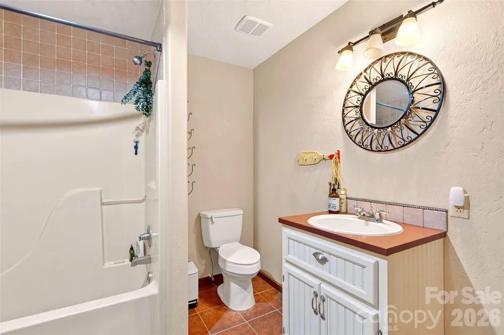 884 Pinnacle Parkway Union Mills, NC 28167
