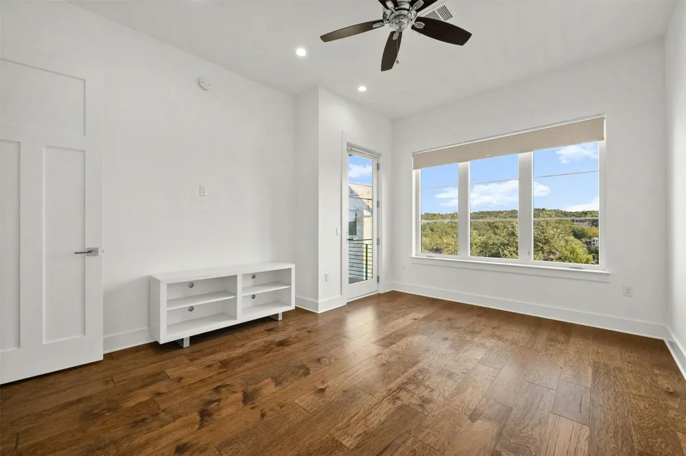 5717 Lost Horizon Drive #12 Austin, TX 78759