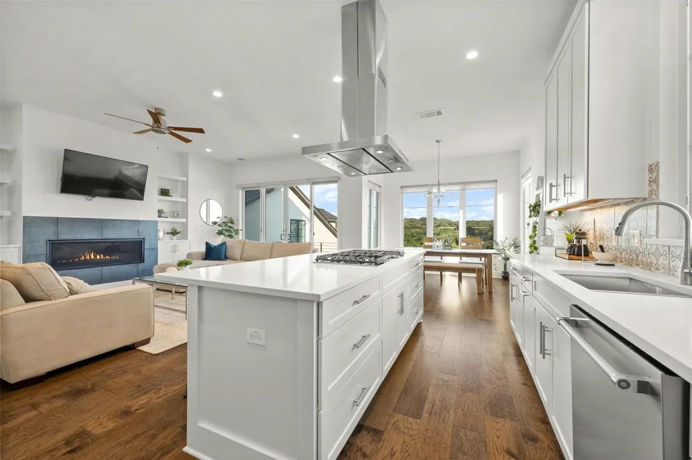 5717 Lost Horizon Drive #12 Austin, TX 78759