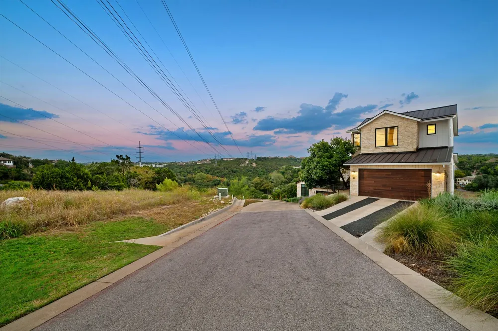 5717 Lost Horizon Drive #12 Austin, TX 78759