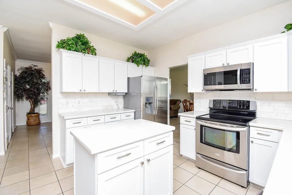 15611 Oakworth Court Sugar Land, TX 77498