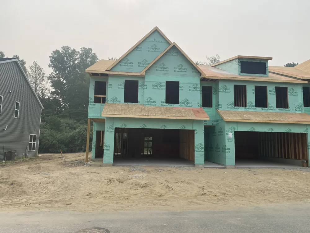 4886 Hidden River Avenue SW #60 Wyoming, MI 49418