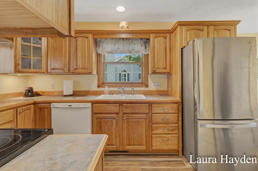 6880 Beechwood Drive Saranac, MI 48881