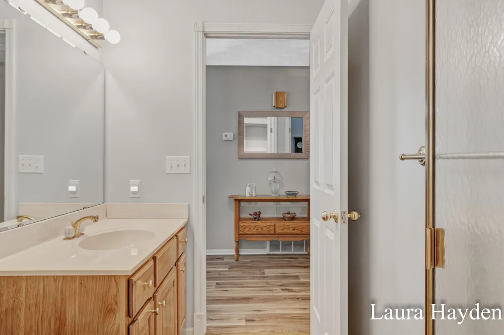 6880 Beechwood Drive Saranac, MI 48881