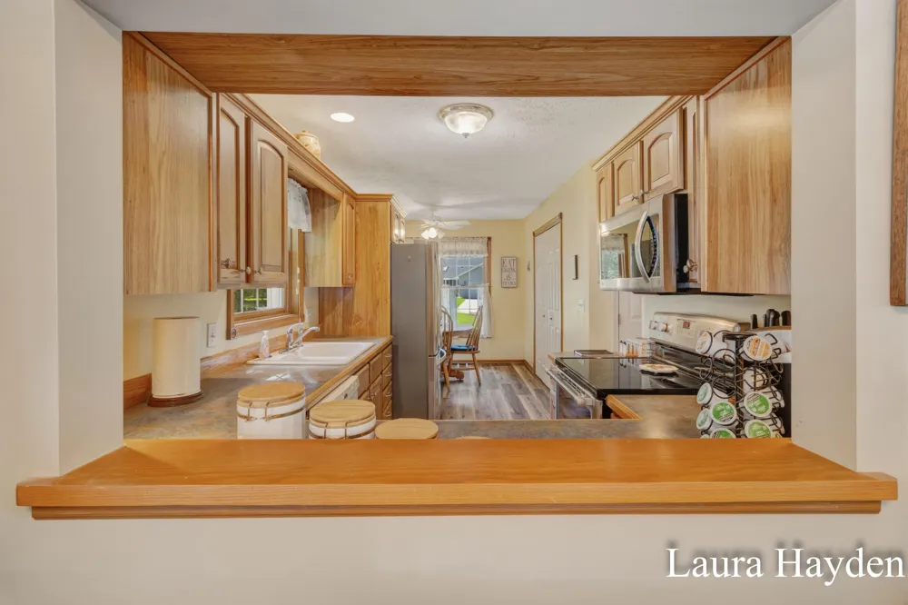 6880 Beechwood Drive Saranac, MI 48881