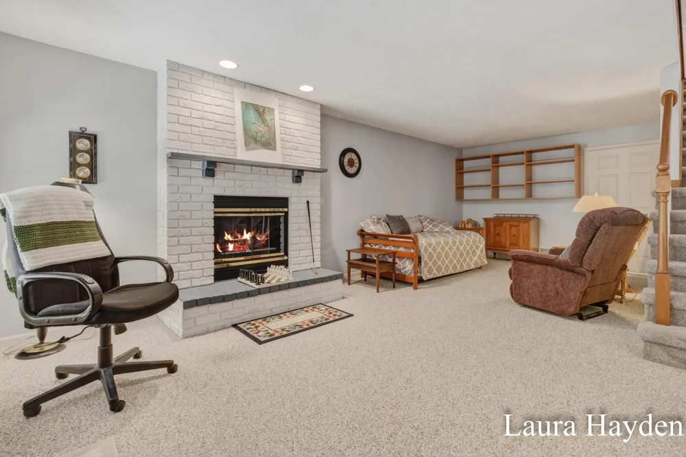 6880 Beechwood Drive Saranac, MI 48881