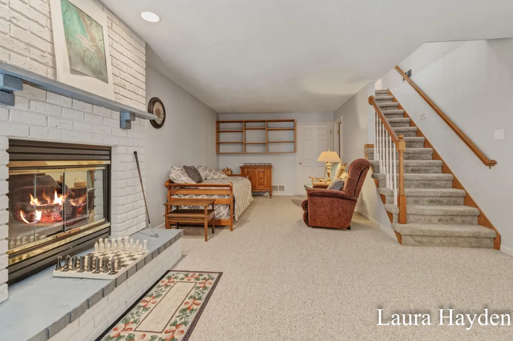 6880 Beechwood Drive Saranac, MI 48881
