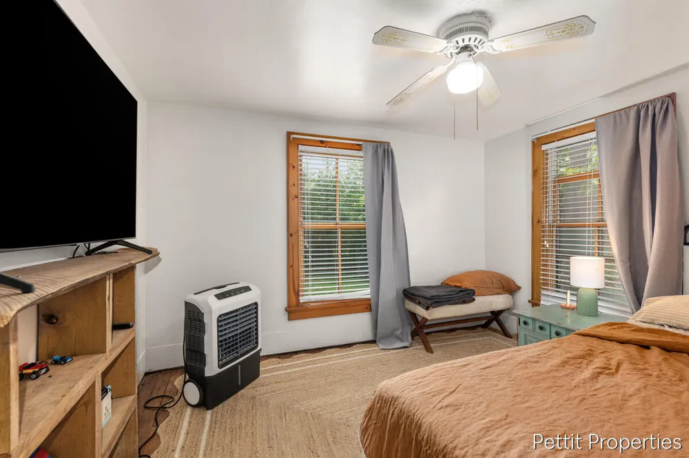 1857 Simonelli Road Muskegon, MI 49445