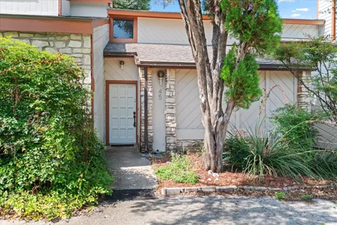 45 Cypress Fairway Village