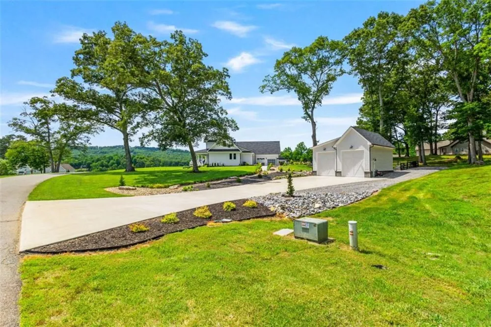24 Farmland Court Blairsville, GA 30512