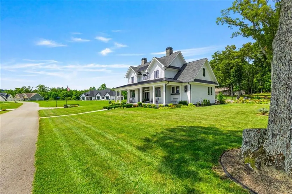 24 Farmland Court Blairsville, GA 30512