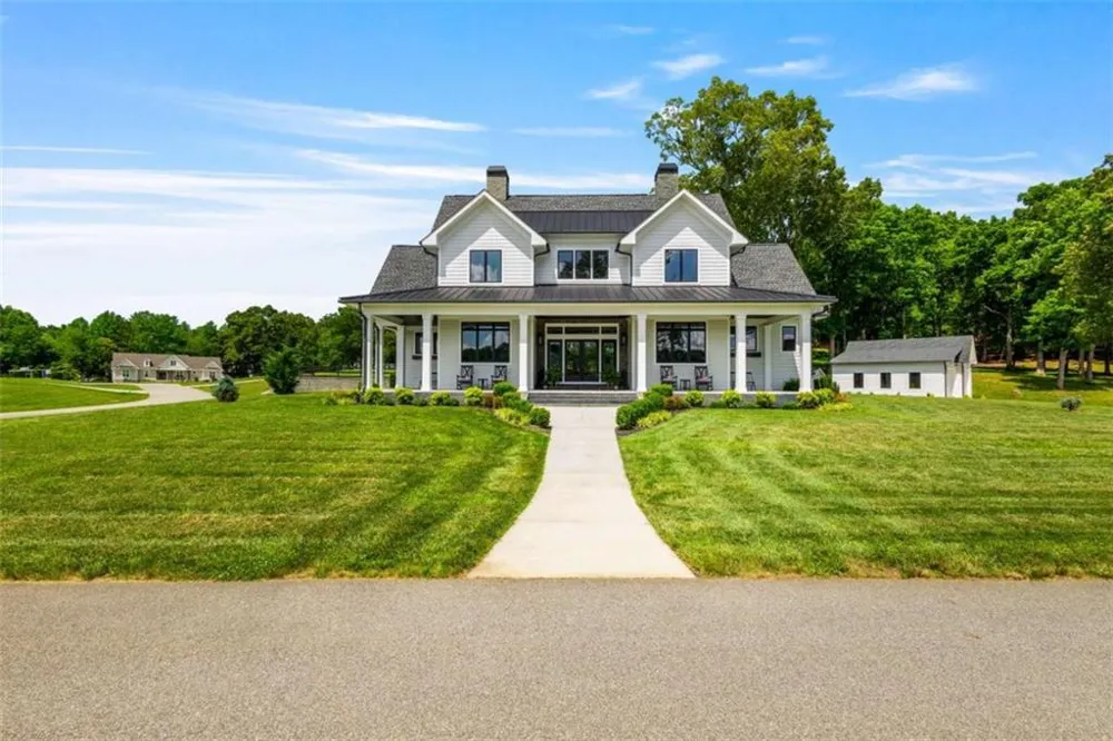 24 Farmland Court Blairsville, GA 30512
