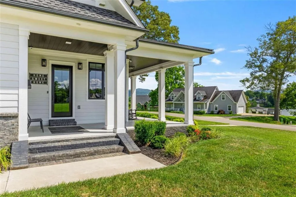 24 Farmland Court Blairsville, GA 30512