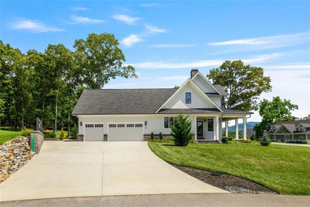 24 Farmland Court Blairsville, GA 30512