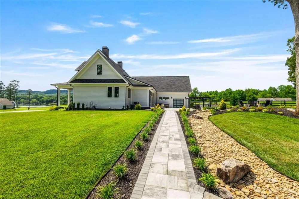 24 Farmland Court Blairsville, GA 30512