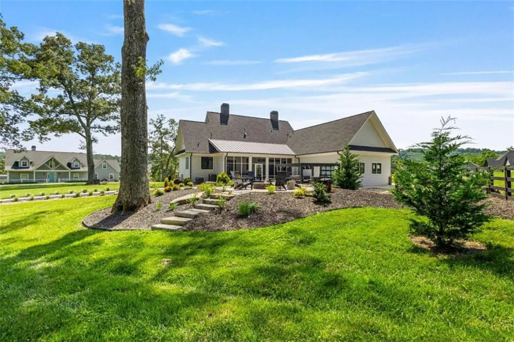 24 Farmland Court Blairsville, GA 30512