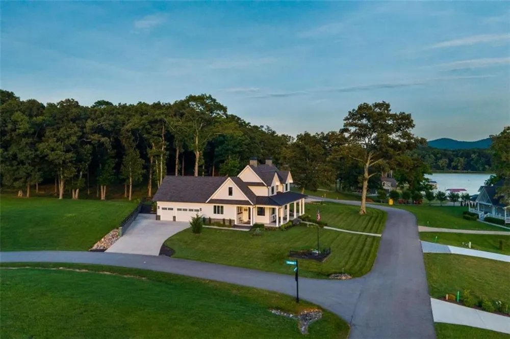 24 Farmland Court Blairsville, GA 30512