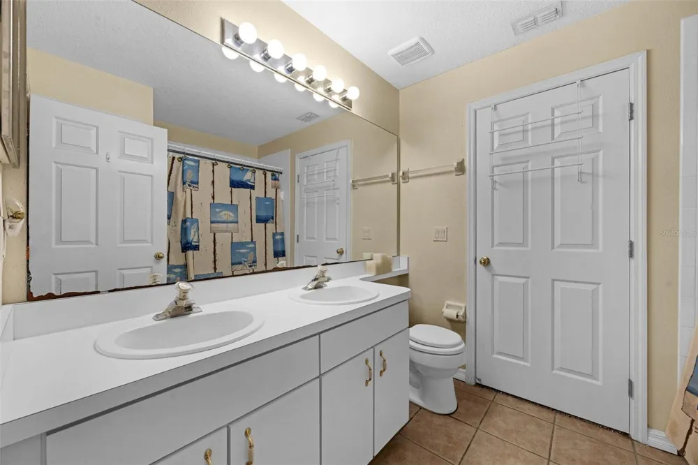 4919 JETTON DRIVE Orlando, FL 32837