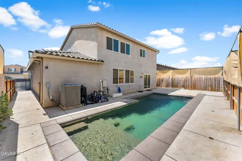 2014 Boxwood Street