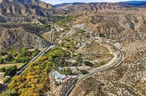 2 Soledad Canyon Road